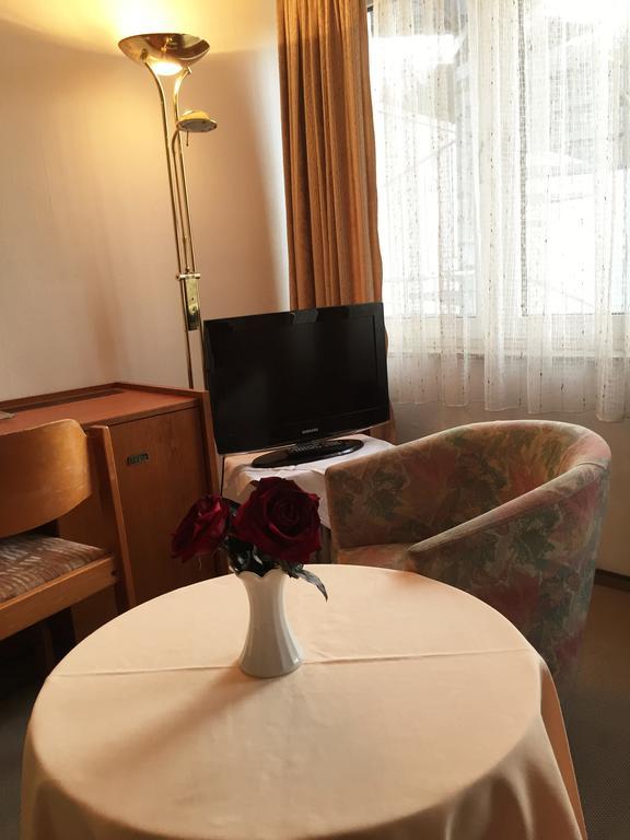 Hotel Ambassador Bonn Zimmer foto